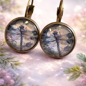 Dragonfly,Lever Back Copper Tone Earrings